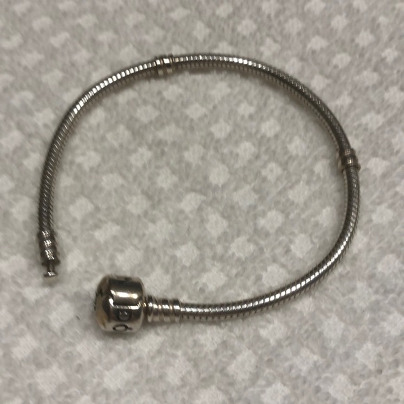 Pandora bracelet - Picture 2 of 5